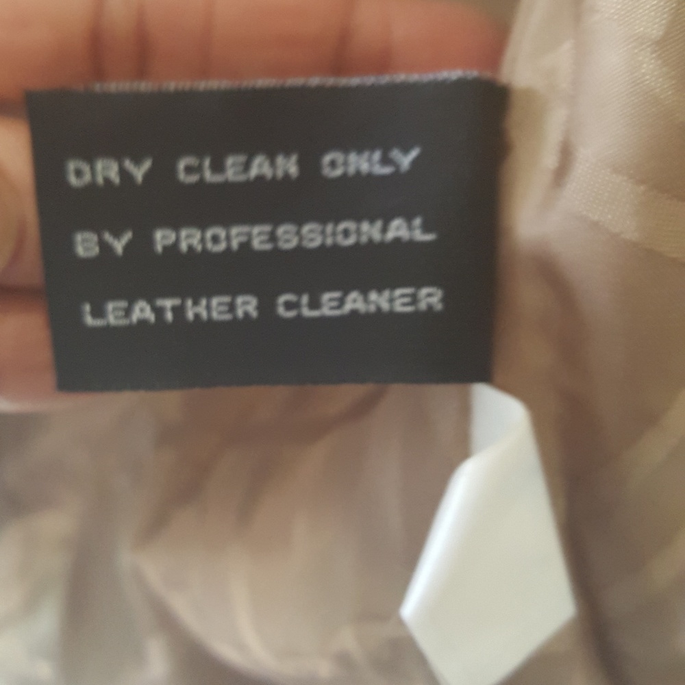 Leather Jacket - Picture 4 of 8